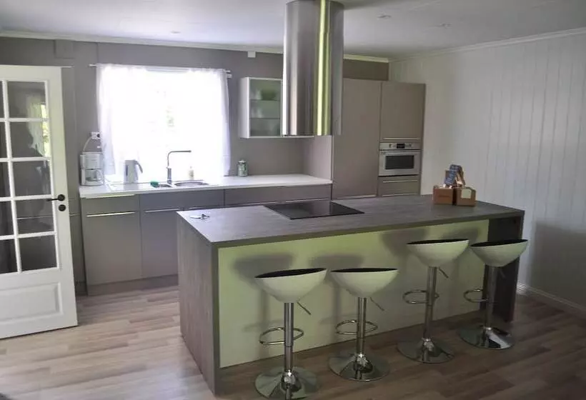 Telemark Motel And Apartment