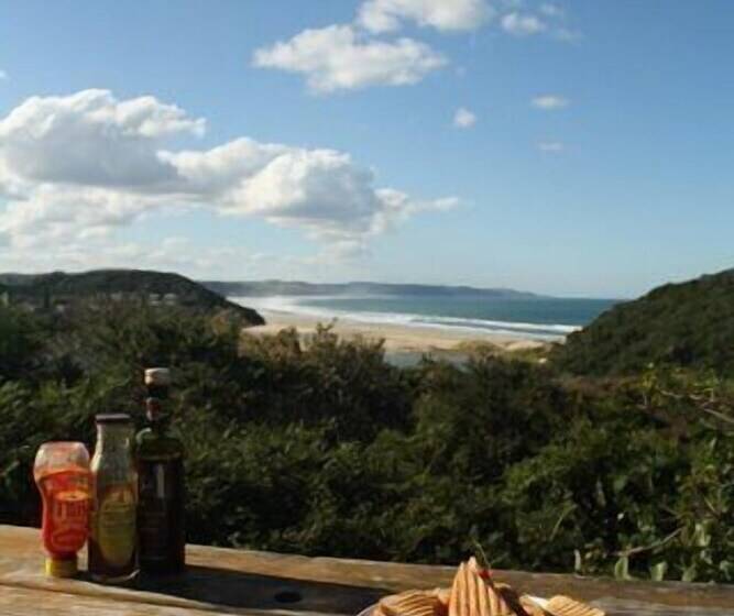 ユースホステル Buccaneers Backpackers