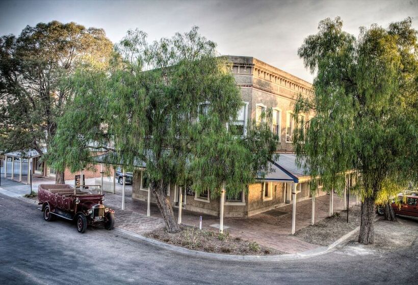 住宿加早餐 Steampacket Inn