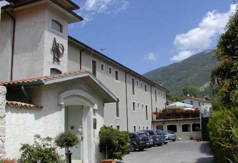 簡易ホテル Albergo Ristorante Il Pescatore