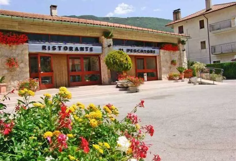 簡易ホテル Albergo Ristorante Il Pescatore