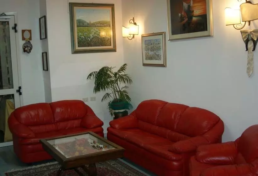 簡易ホテル Albergo Ristorante Il Pescatore