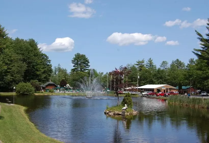 Hotelli Alpine Lake Lakefront Cabin 5