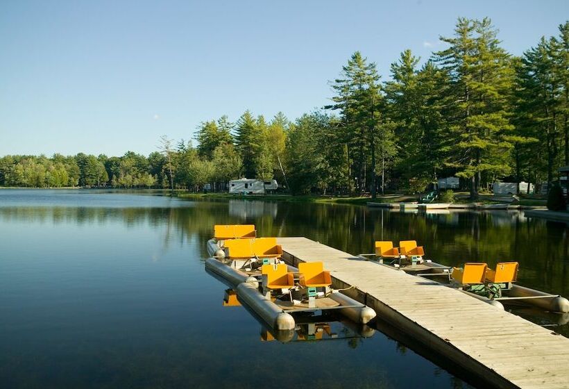 בית מלון כפרי Alpine Lake Lakefront Cabin 5