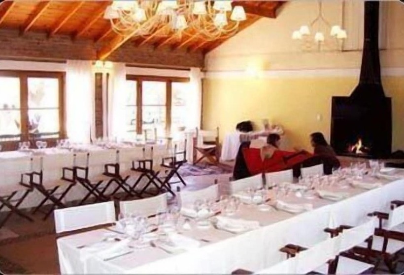 Hotel Estancia El Cencerro