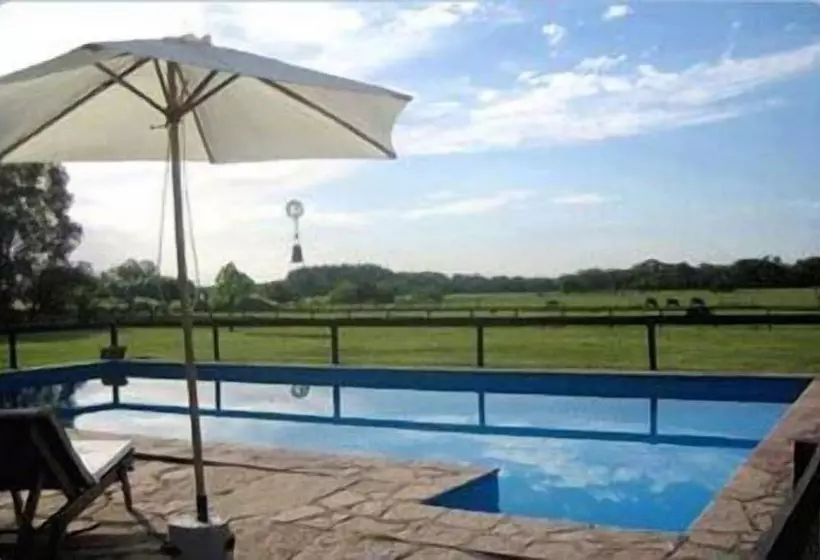 Hotelli Estancia El Cencerro