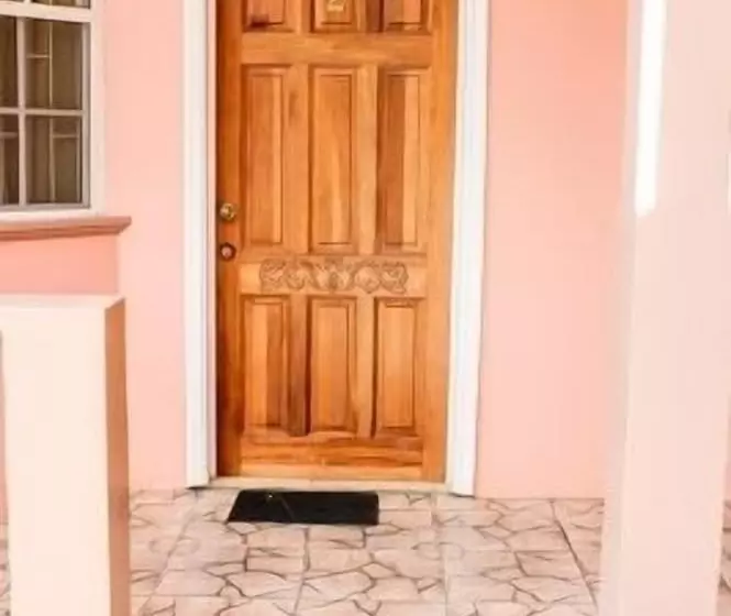 هتل Iso S Bed & Breakfast