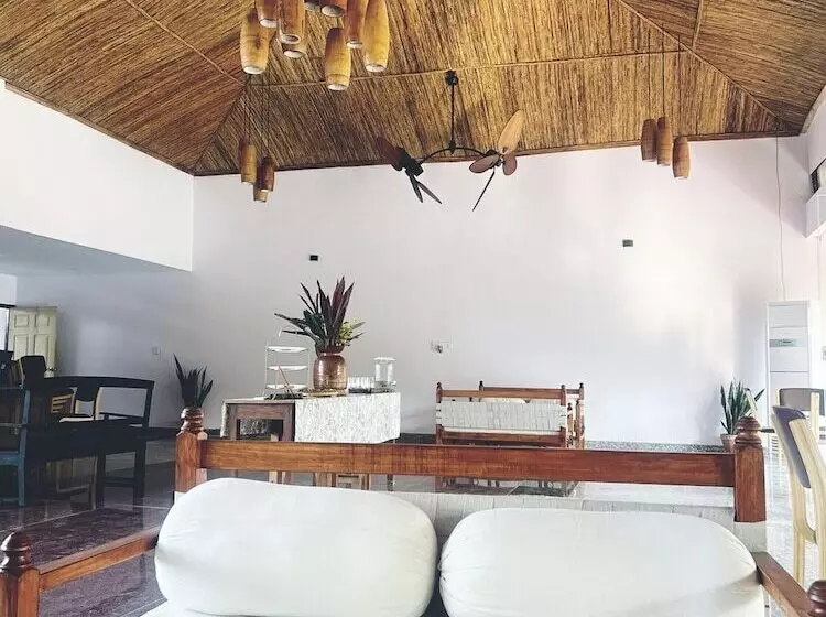 هتل Machan Country Villa