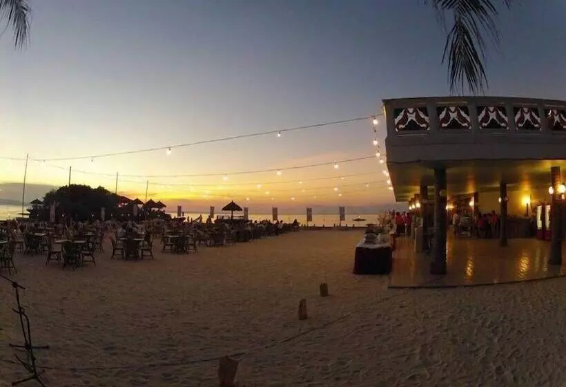 Hotelli Mangodlong Rock Resort