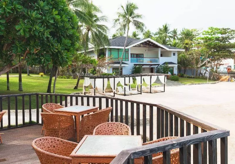 Hotelli Mangodlong Rock Resort