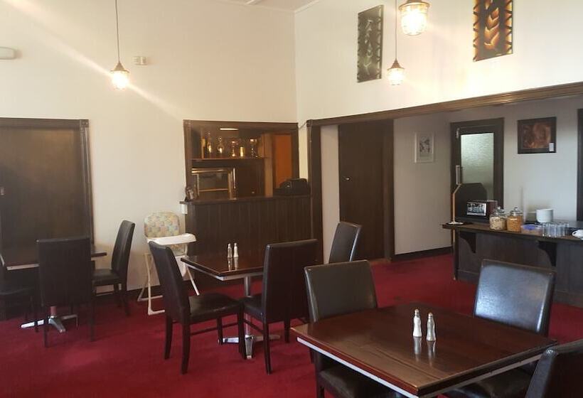 בית מלון כפרי Masonic