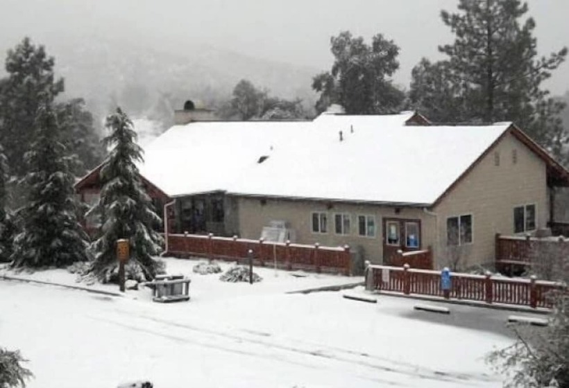 酒店 Oakzanita Springs Rv Campground