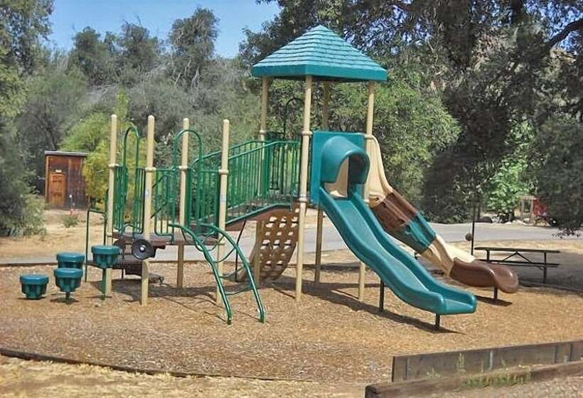 酒店 Oakzanita Springs Rv Campground