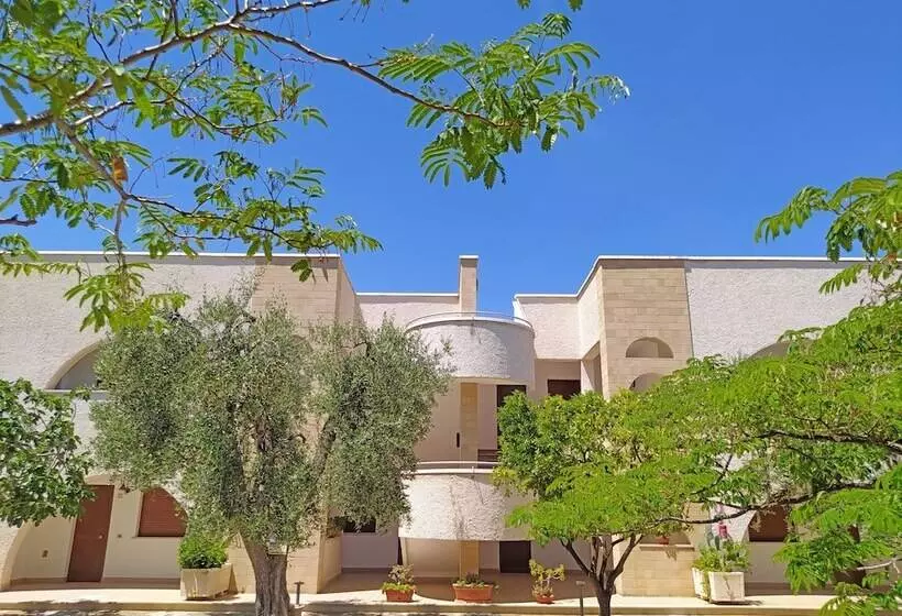 Hotelli Residence Torre Del Porto