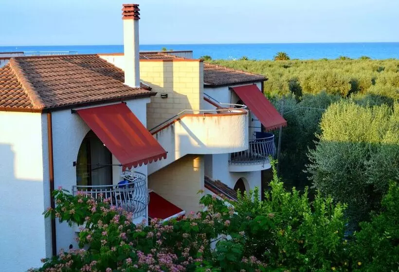 Hotelli Residence Torre Del Porto