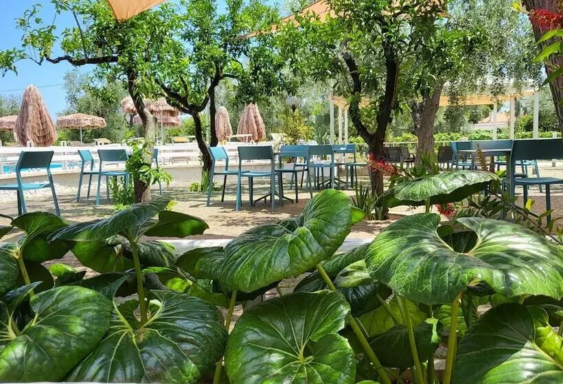 Hotelli Residence Torre Del Porto