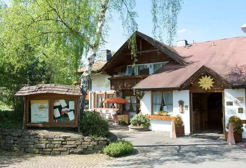 Hotelli Restaurant Landhaus Sonnenhof