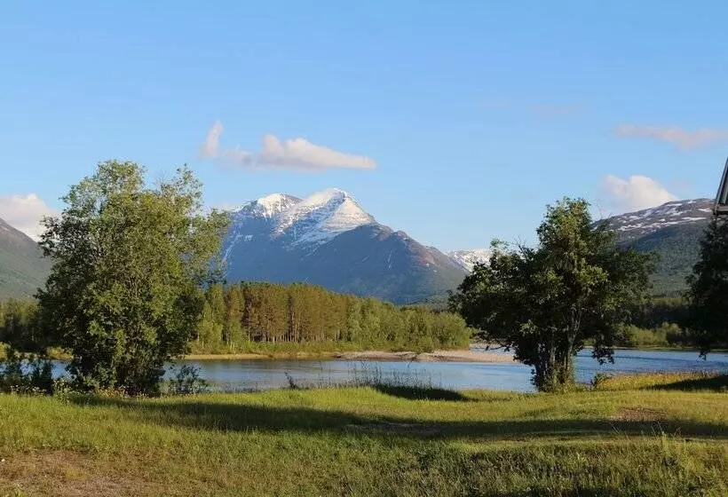 ホテル Rundhaug Gjestegard