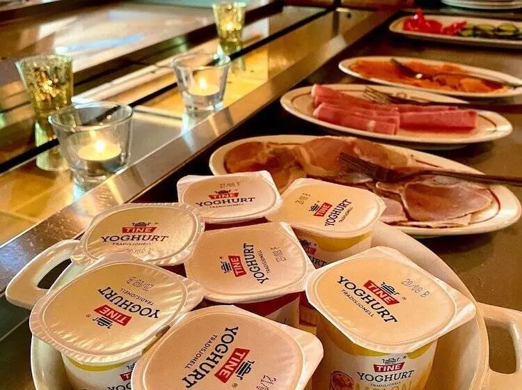 ホテル Rundhaug Gjestegard