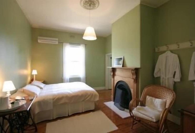 בית מלון כפרי Corinella Country House