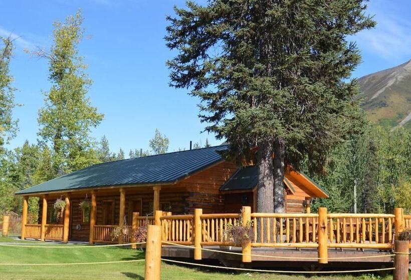فندق Summit Lake Lodge