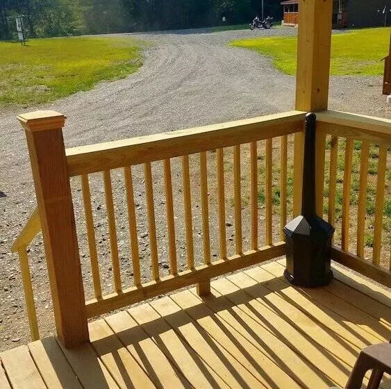 Motelli Abbot Trailside Lodging