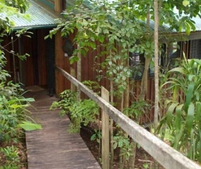 Mt Quincan Crater Retreat