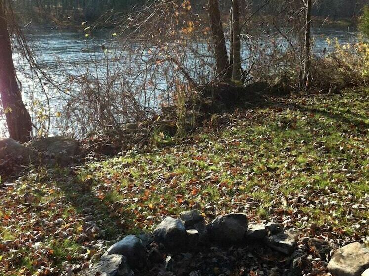 Majatalo Allan Mills Cottage