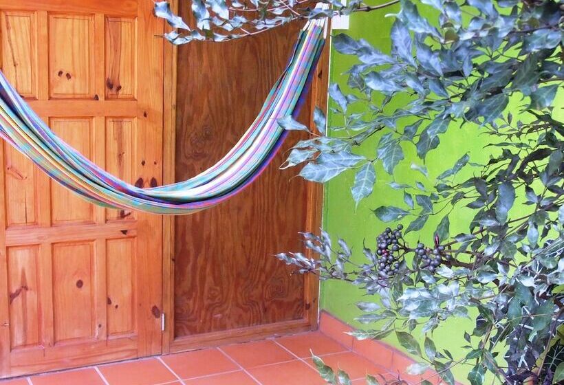 פנסיון Serenity Lodges Dominica