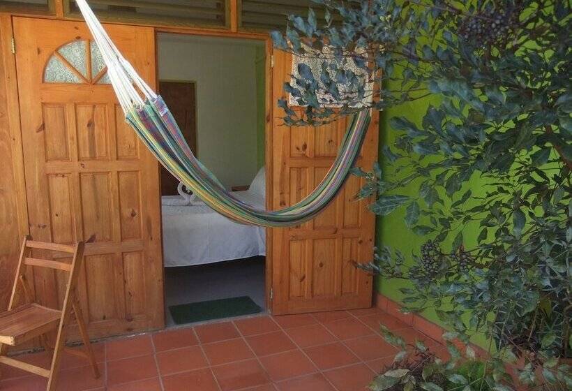 פנסיון Serenity Lodges Dominica