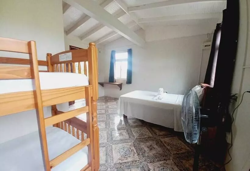 پانسیون Serenity Lodges Dominica