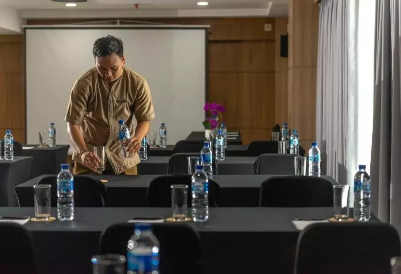 Dream Of Aventus Hotel Kuta