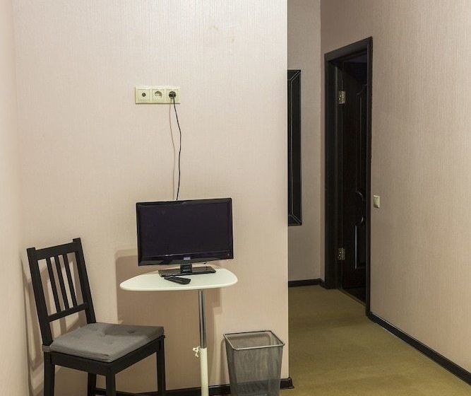 Отель Layla Apartment