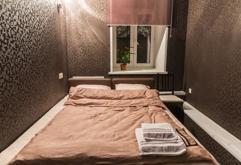 Отель Layla Apartment