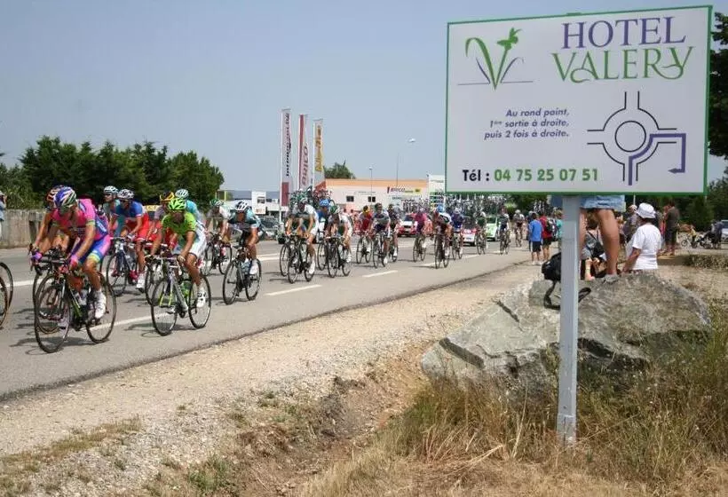 Отель Hôtel Valery