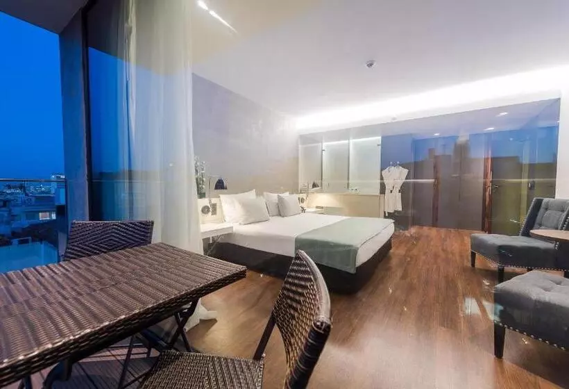 هتل Lux Lisboa Park