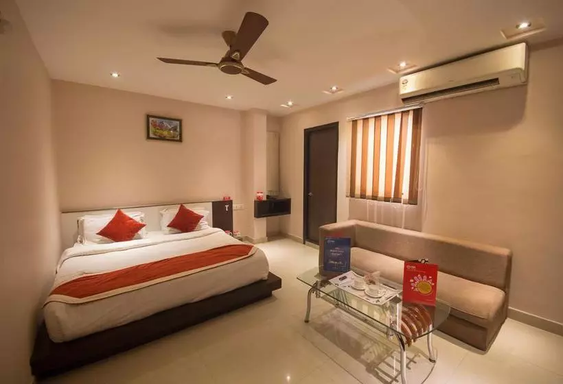 OYO 1521 Hotel Sanjay Galaxy