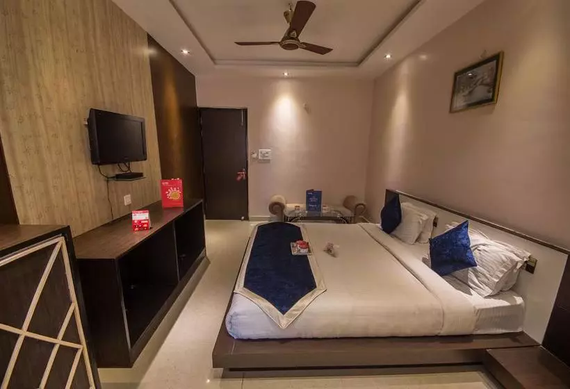 OYO 1521 Hotel Sanjay Galaxy