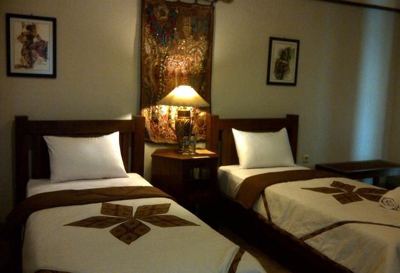 فندق Rumah Kayen Family Homestay