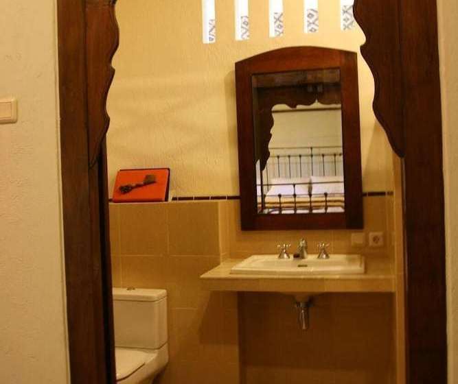 فندق Rumah Kayen Family Homestay