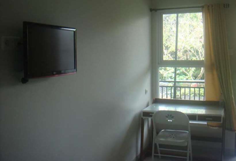 فندق Rumah Kayen Family Homestay