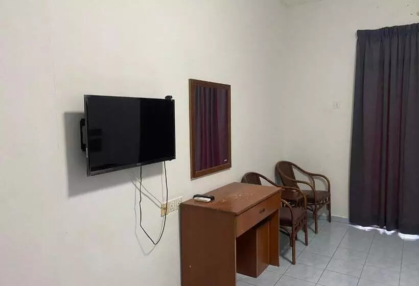 בית מלון כפרי Suria Beach Resort