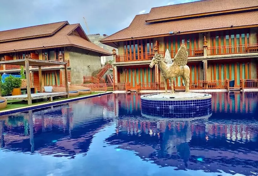 Отель The Chaya Resort And Spa