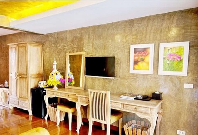 בית מלון כפרי The Chaya Resort And Spa