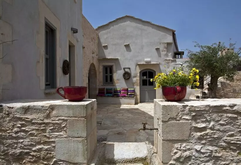 هتل Villa Athermigo