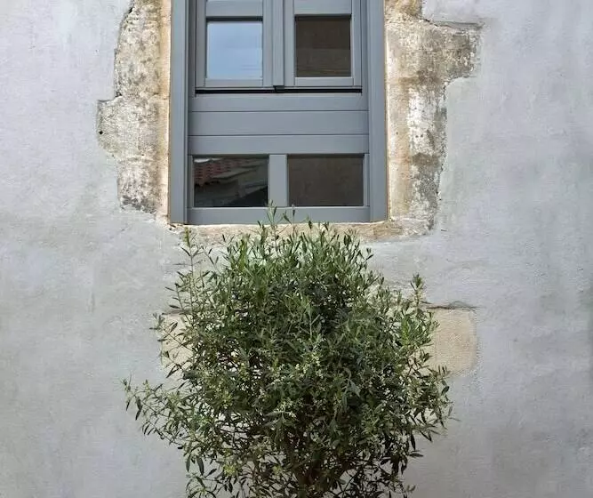 هتل Villa Athermigo