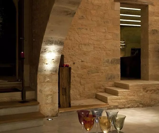 هتل Villa Athermigo