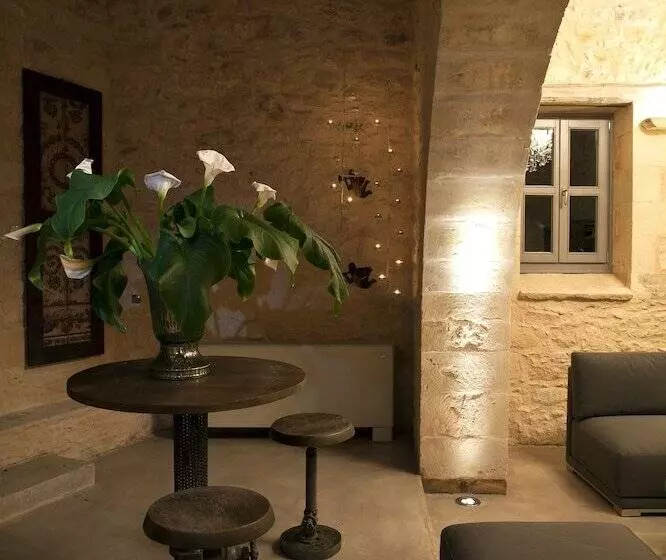 هتل Villa Athermigo