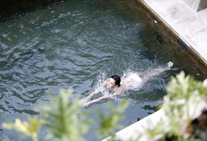 호텔 The Visala Boutique Suites Seminyak