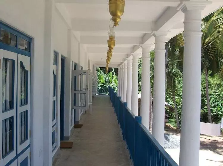 בית מלון כפרי Zimmer Rest